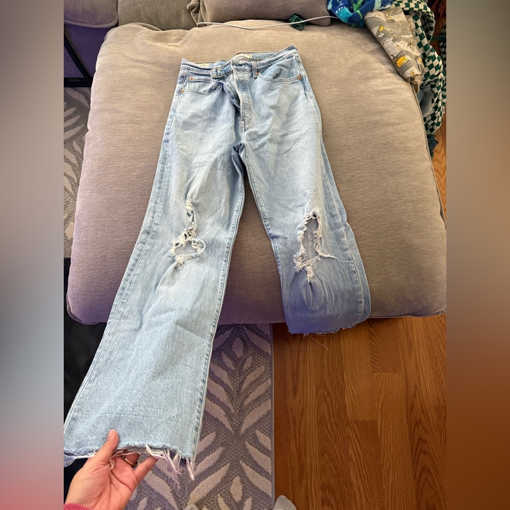 Levi’s Ribcage jeans - Picture 2 of 3